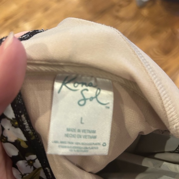 Kona Sol Strapless Floral swim top size Large - Picture 4 of 4